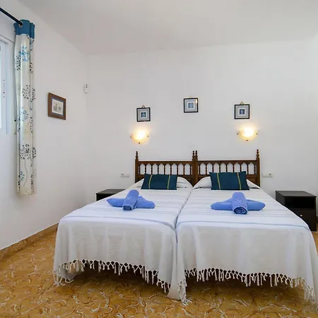 Сasa de vacaciones Carolina By Interhome *